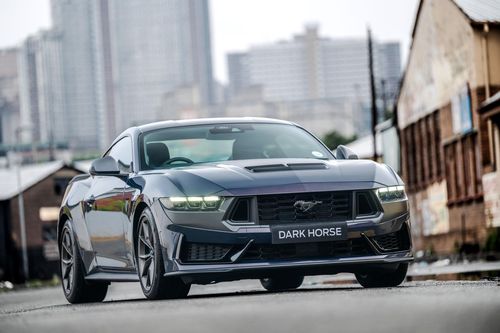 Mustang Dark Horse: Ford Unleashes a Track-Ready Thoroughbred